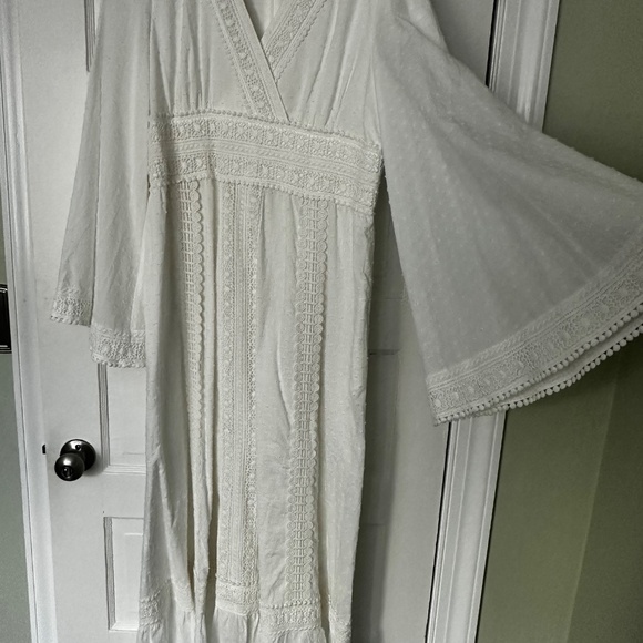 Gunne Sax x Modcloth Ethereal Elements in White Swiss Dots - Picture 4 of 4